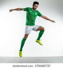 官方：皇家社会签下狼队前锋格德斯；据悉转会费为400万欧